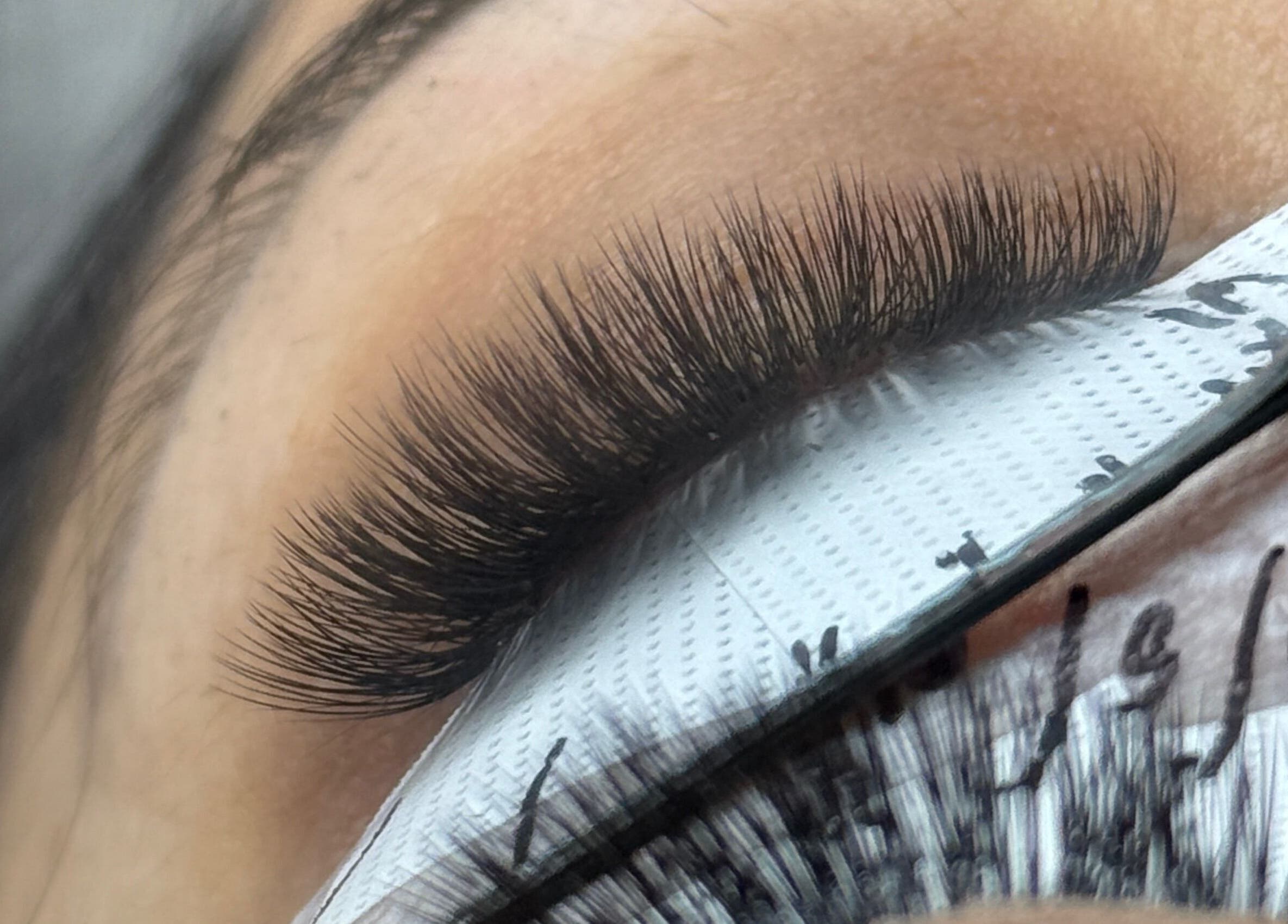 Luksusowe przedłużanie rzęs w wik.lashes Wiktoria Drozd, Dobrzeń Wielki, Województwo Opolskie, PL.