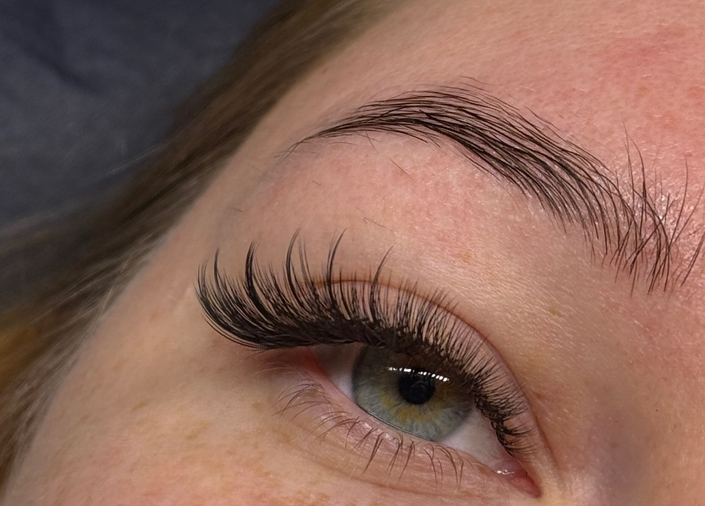 Przedłużone rzęsy w wik.lashes Wiktoria Drozd, Dobrzeń Wielki, Województwo Opolskie, PL.