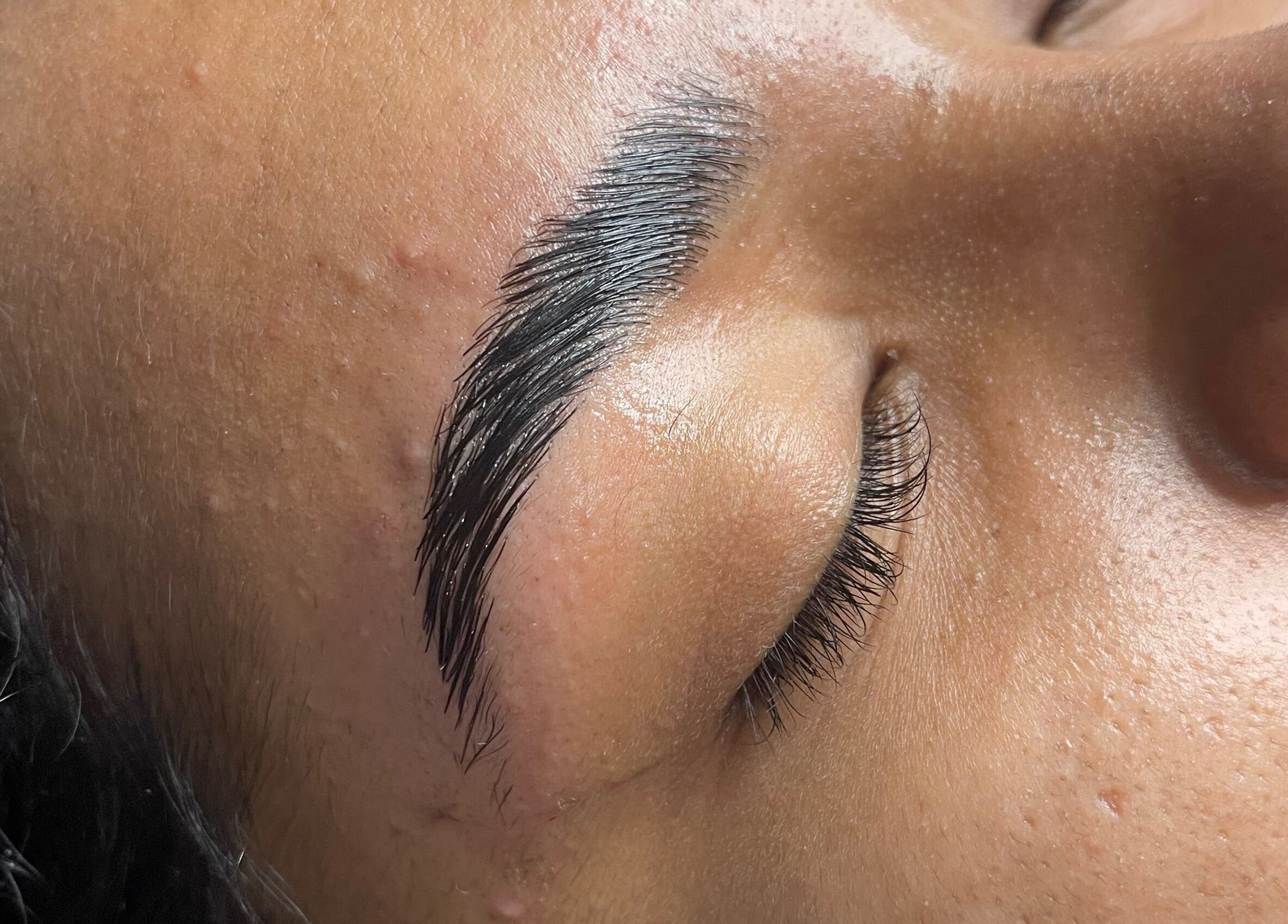 Beautifully shaped brows at Graceful Glow by C, Paramaribo, Paramaribo, SR.