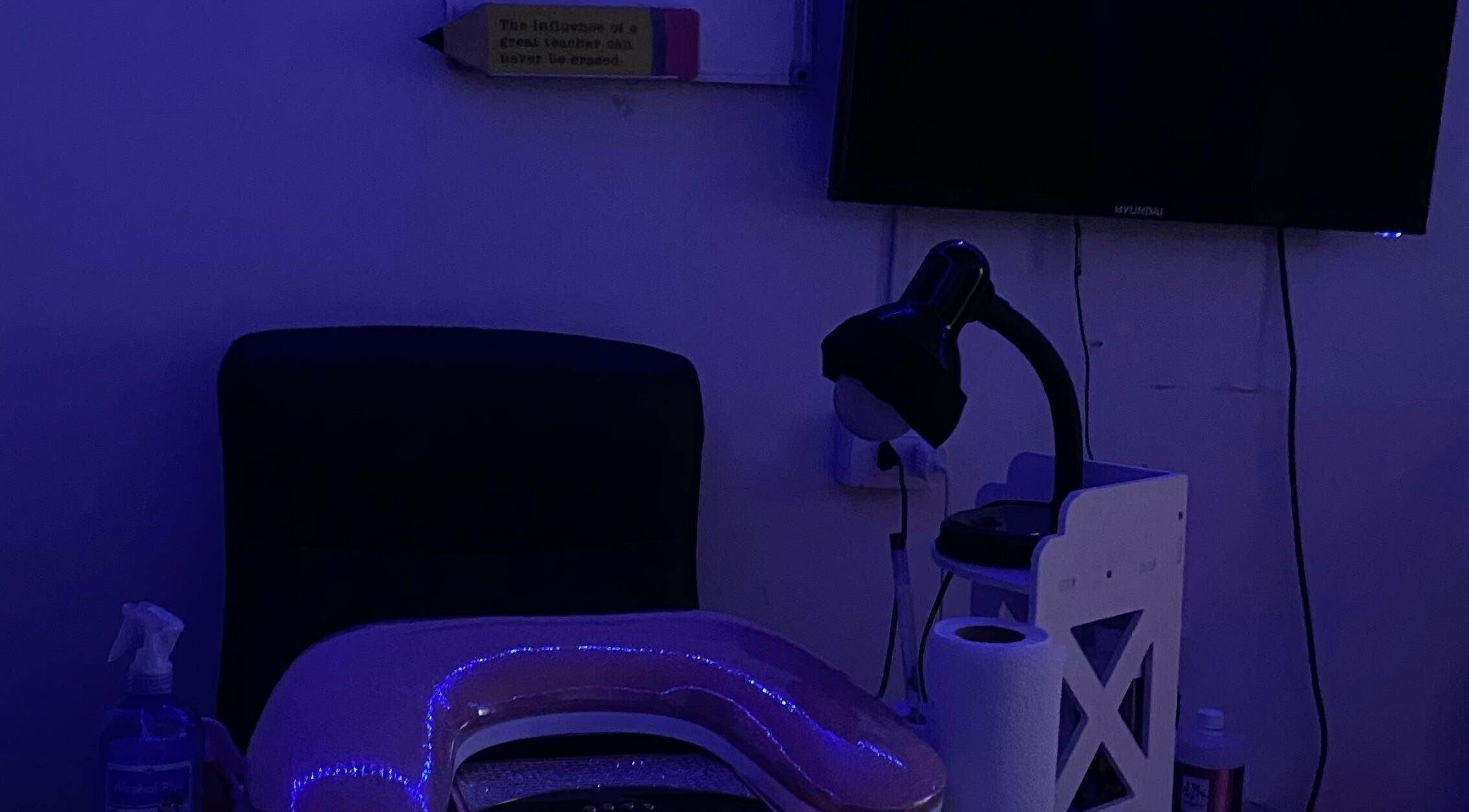 Nail studio at Belen.nails.pm in Puerto Montt, Los Lagos, CL with a calming ambiance and modern equipment.