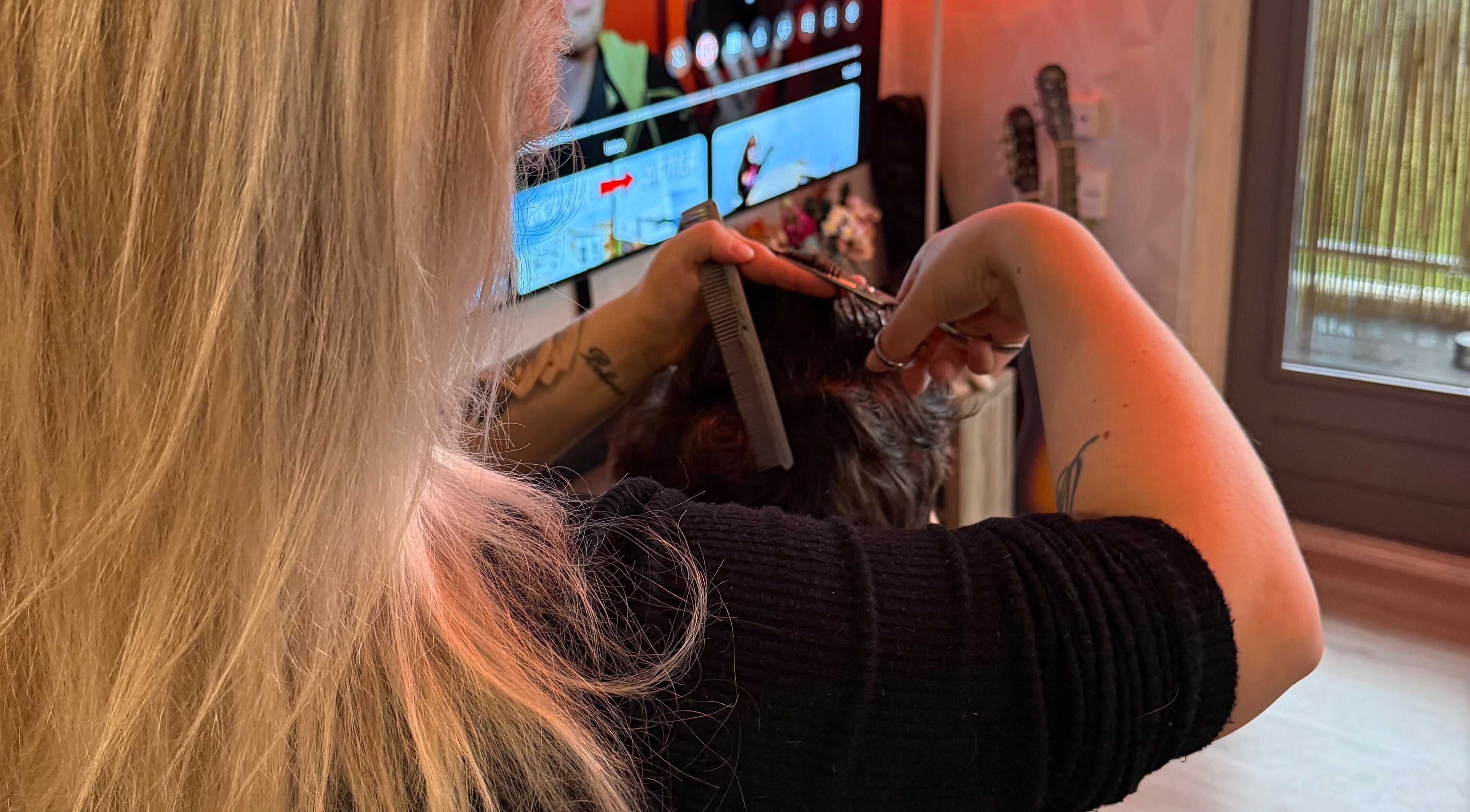 Kapselstyling bij Happy Hair By Chels in Zuid-Holland, Zuid-Holland, NL, met een stijlvolle knipbeurt.