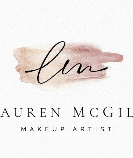 Lauren McGill Makeup Artist and Spray Tan Tech kép 2