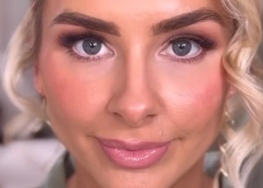 Close-up of makeup by Lauren McGill Makeup Artist and Spray Tan Tech in Mornington, Victoria, AU.