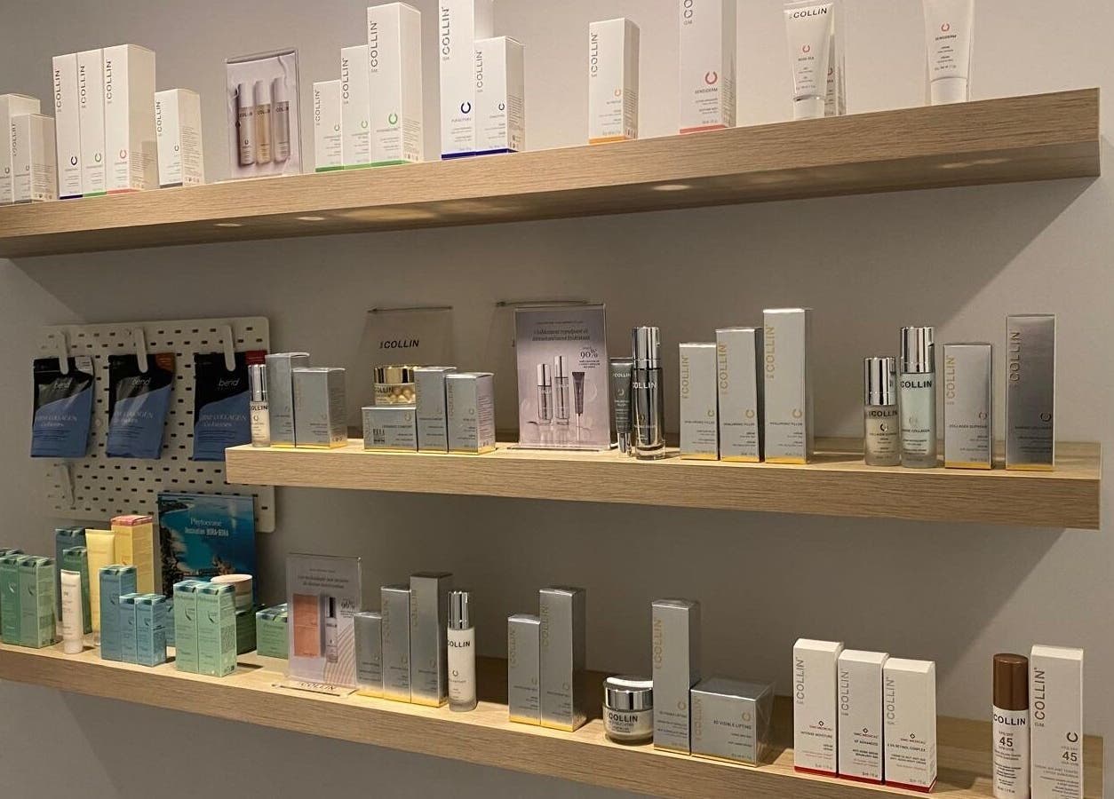 Product display at La FIRA Épilation Laser & IPL Montréal, showcasing skincare items in Montréal, Québec, CA.