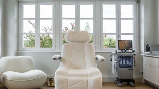 Ana Paula Praticienne Massage Et Bien être