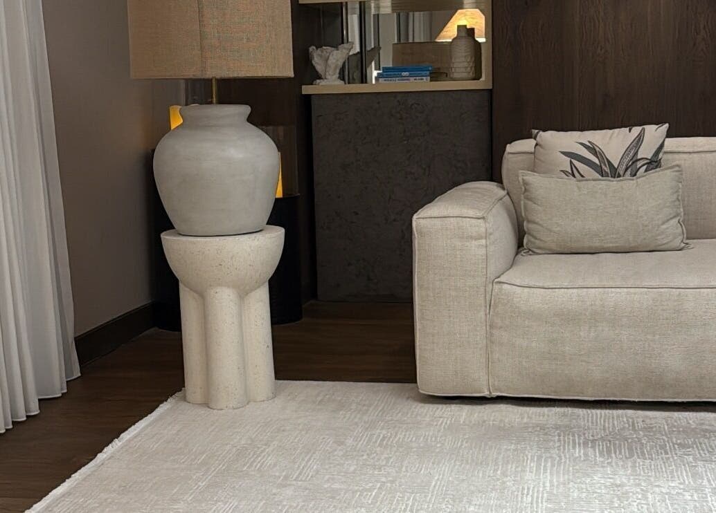 Modern, cozy lounge at Kristen’s Skin in Harare, Harare Province, ZW with neutral tones and elegant decor.