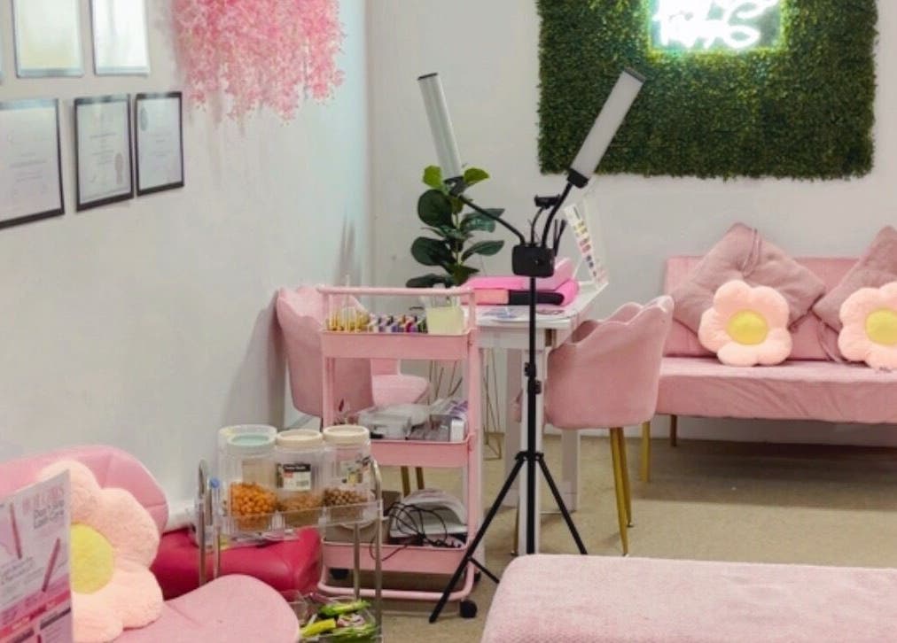 Cozy pink and floral interior of Ruang Spa Azren in Kuala Lumpur, Wilayah Persekutuan Kuala Lumpur, MY.