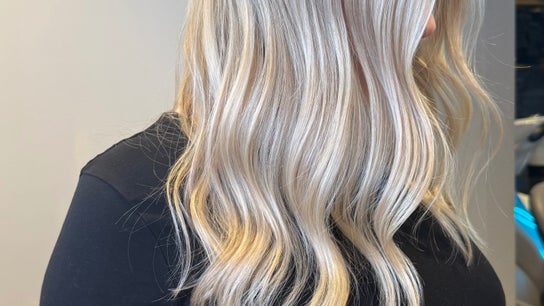 Sara_Hair_blonde