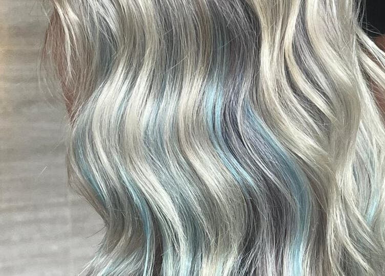 Silky blonde waves styled at Amanda Mancio at Glamhouse Salon & Spa, Puerto Vallarta, Jalisco, MX.