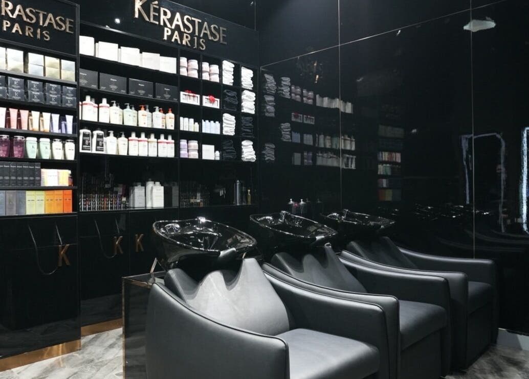 Luxury wash stations at Dolche House Beauty Lounge, Dubai, AE with premium products on display.