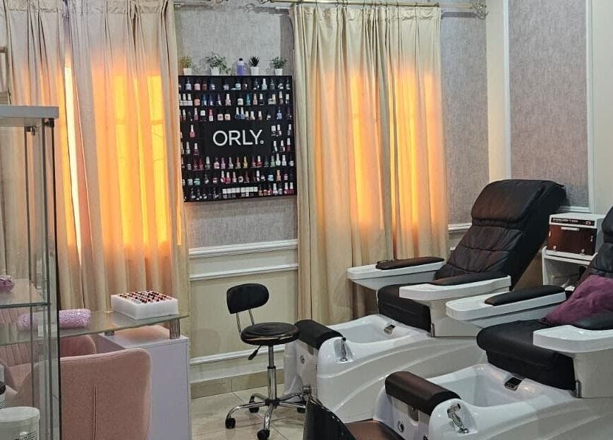 Relaxing pedicure chairs at Al Farida Salon, Ar Rayyan, Al Rayyan Municipality, QA, ready for customers.