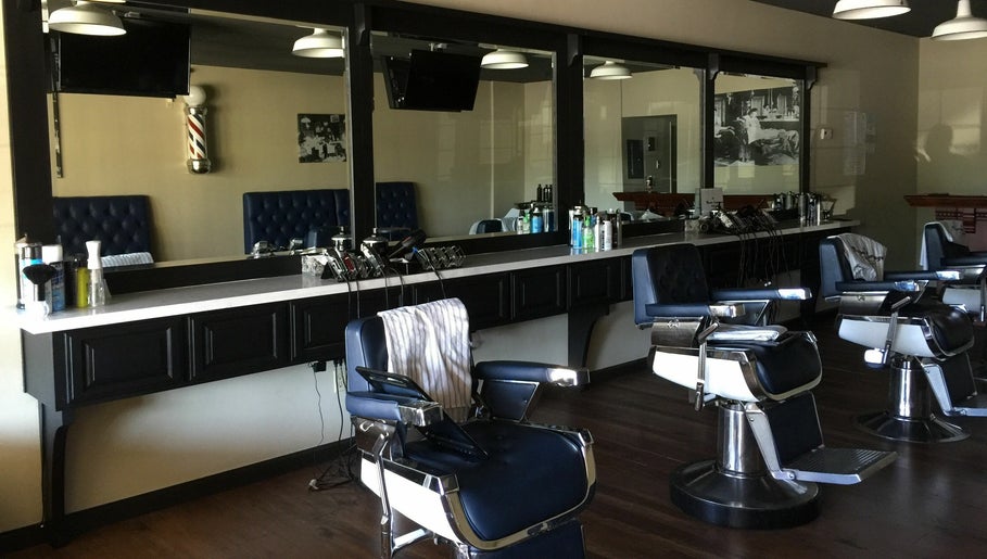 The Barber Lounge 1paveikslėlis
