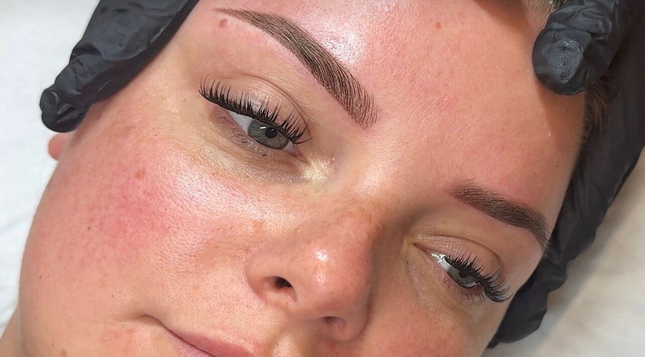 Expert eyebrow treatment at Kerry Johnson Permanent Makeup and Beauty, Newcastle upon Tyne, England, GB.