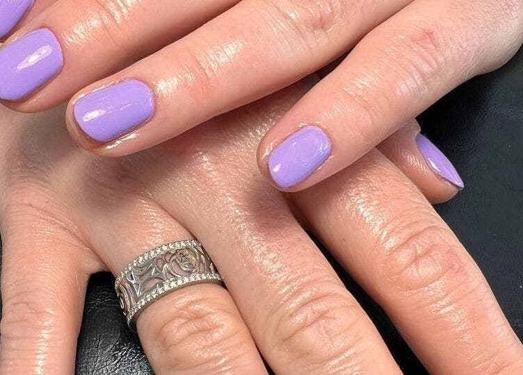 Elegant lavender nails at Aether Beauty Nails, Glifada, GR showcasing delicate and polished manicure artistry.