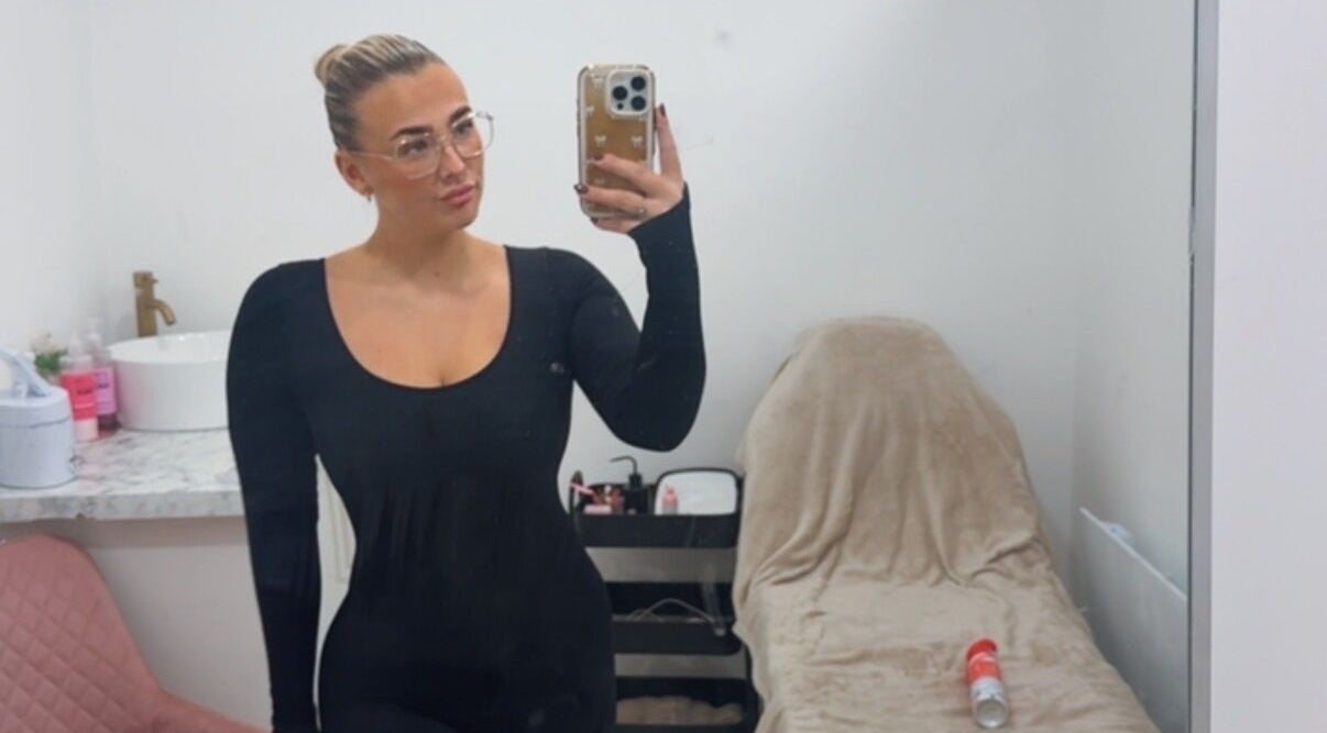 Inside ThebeautyStudioBySoph, Portsmouth, England. A modern beauty room with a stylish chair and vanity.