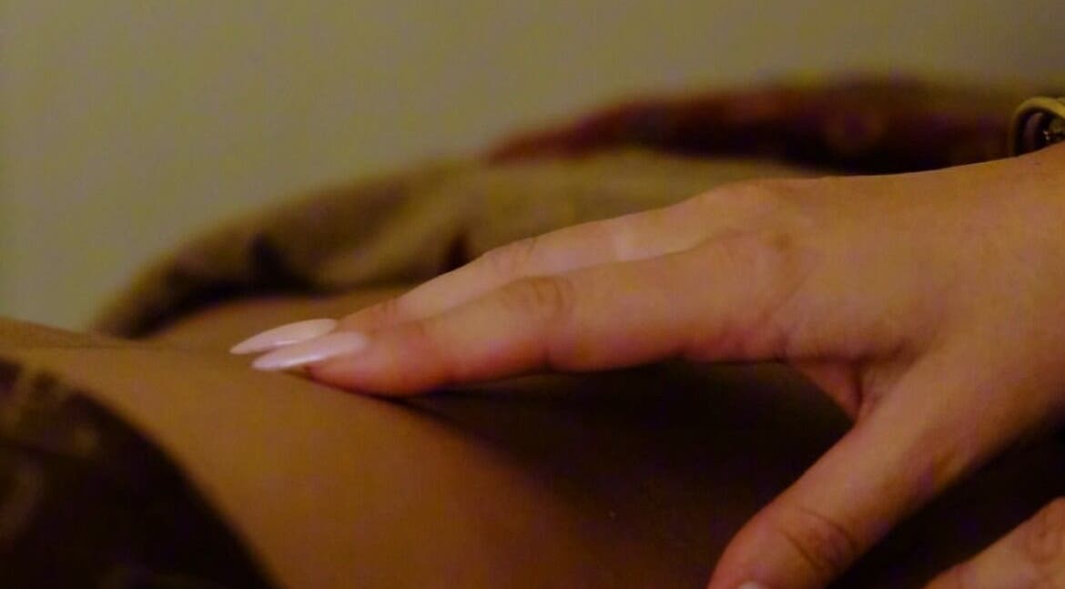 Massage relaxant à Délicaïa Luxury Home Service Massage, Bali, Bali, ID. Toucher délicat pour détente absolue.