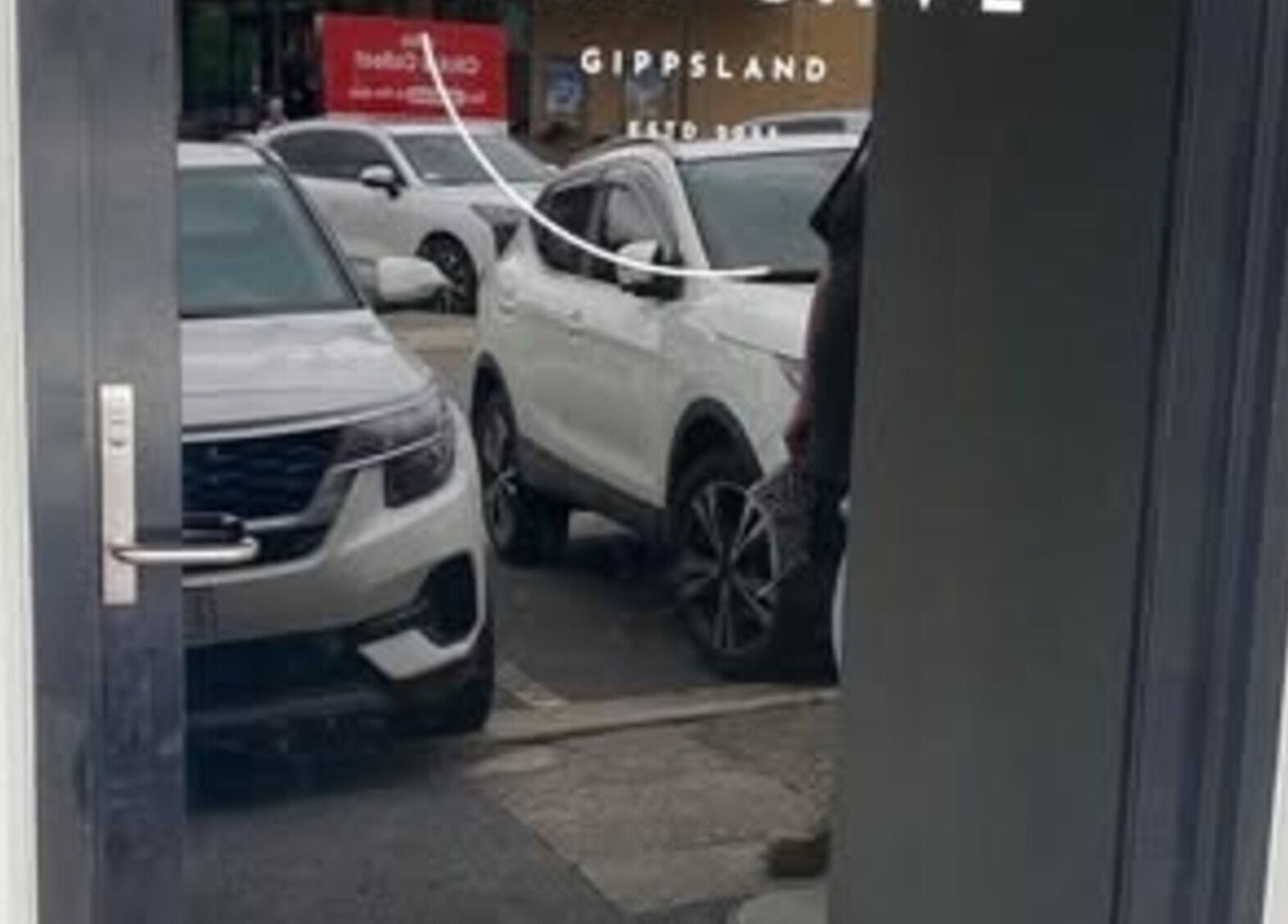 Modern entrance of CR Aesthetics in Drouin, Victoria, AU showcasing sleek design and accessibility.