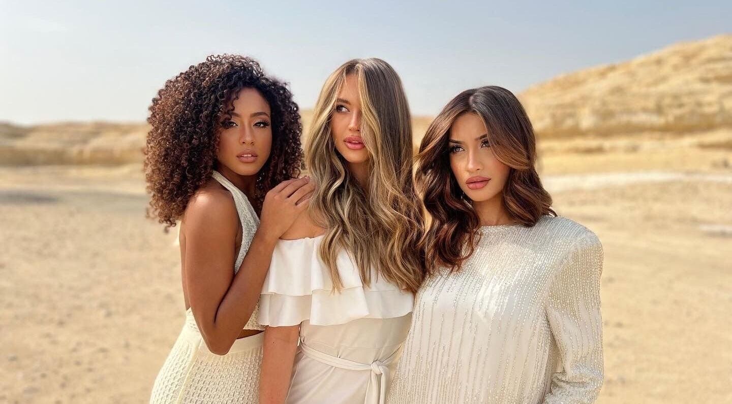 نساء أنيقات عند صحراء في البرازيل ستوديو صالون - الخبر، المنطقة الشرقية، السعودية.