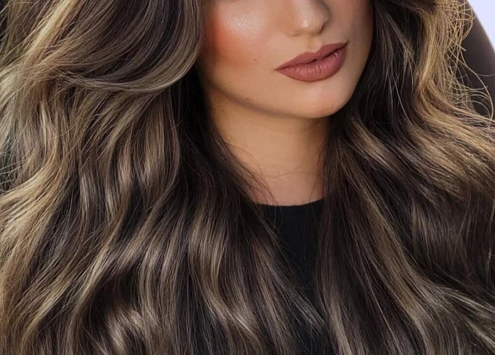 تصفيفة شعر أنيقة في Brazil Studio Salon - Khobar، الخبر، الشرقية، السعودية.