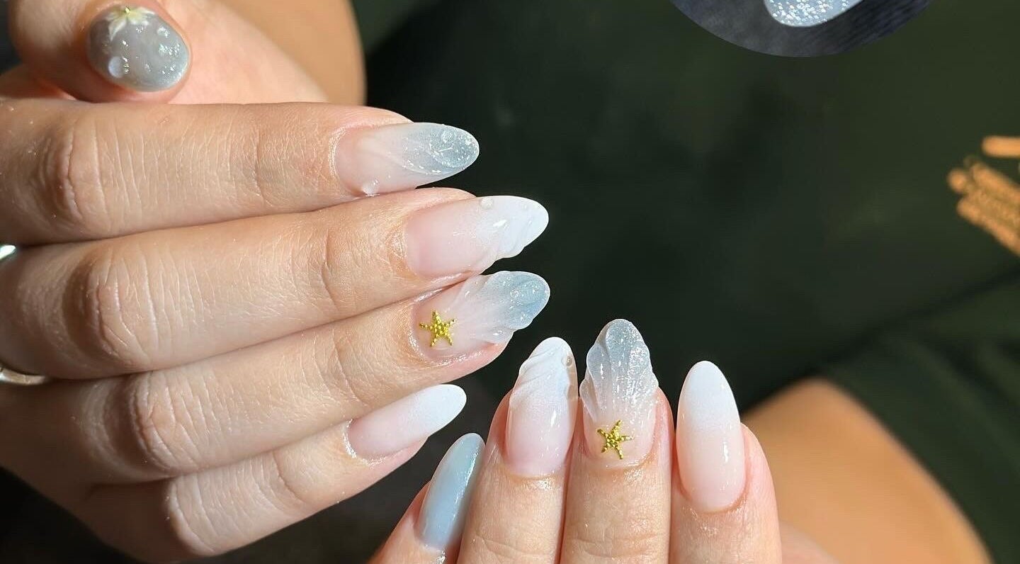 Elegant star nail art at Daisy_nailstudio in Melbourne, Victoria, AU showcasing delicate artistry.
