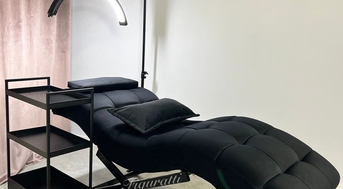Luxurious treatment chair at Elora Co Beauty, Johannesburg, Gauteng, ZA, with a modern aesthetic.
