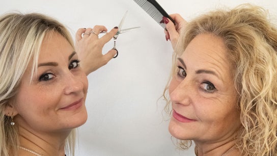 Parrucchiera Pretty Hair di Amanda e a Michela