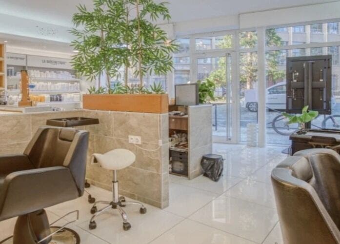 Modern interior of Johann Bartoche Alchimiste Capillaire at Boulogne-billancourt, Île-de-france, FR.