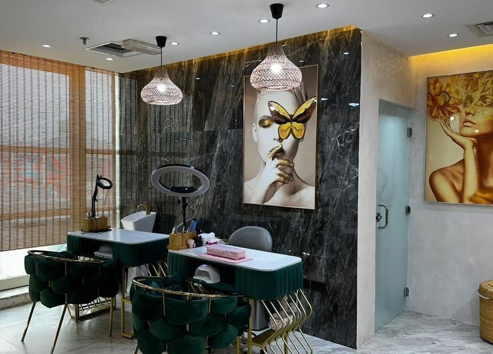 Chic interior of Bronzette Beauty Salon L.L.C, Dubai, AE with modern decor and stylish art pieces.