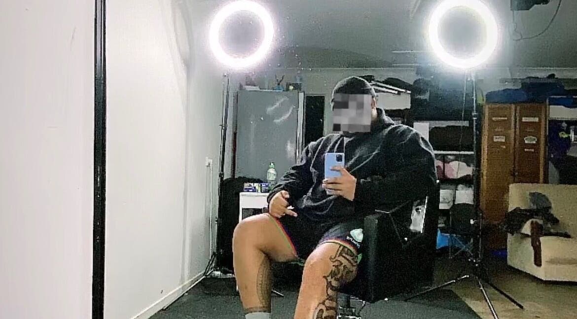 Modern barber setup at ns.fadez in Bellmere, Queensland, AU featuring stylish chair and lighting.