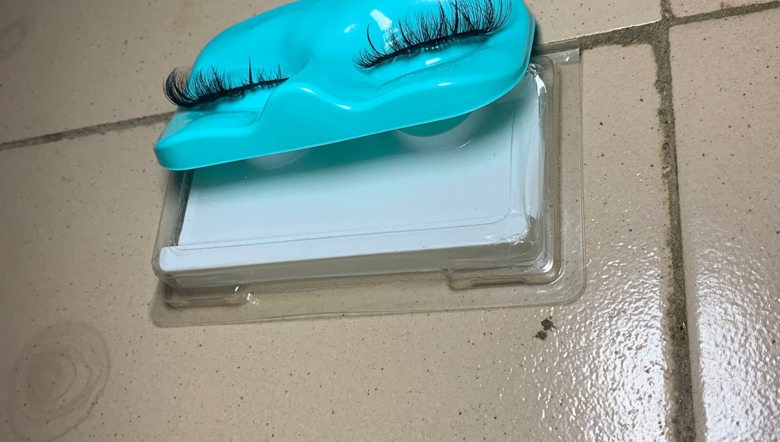 Elegant eyelash case from Jhays Essence in Lagos, Lagos, NG, showcasing premium beauty essentials.