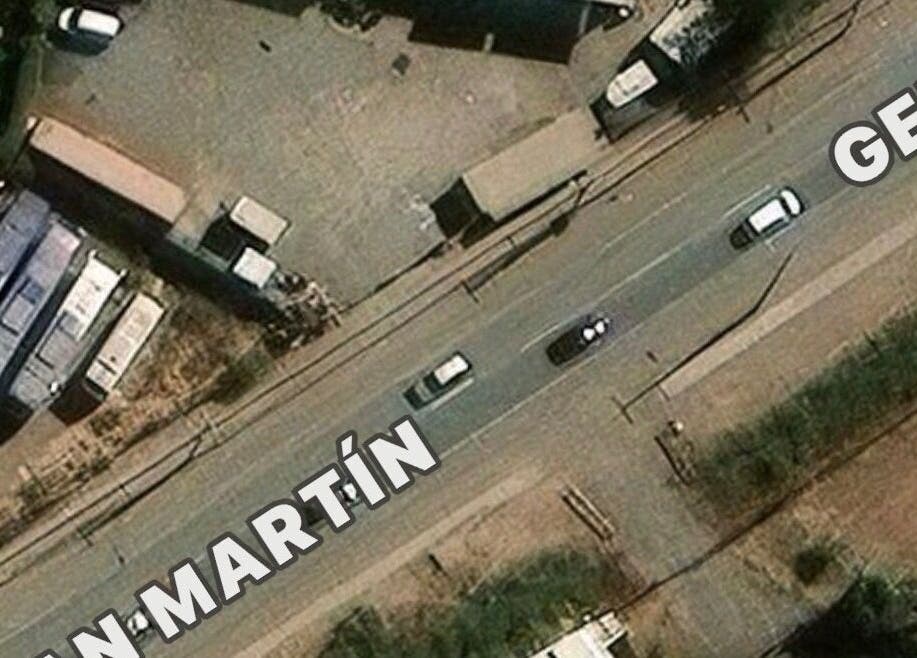 Vista aérea de la calle cerca de Nickbarberstudy en Santiago, Región Metropolitana, CL.