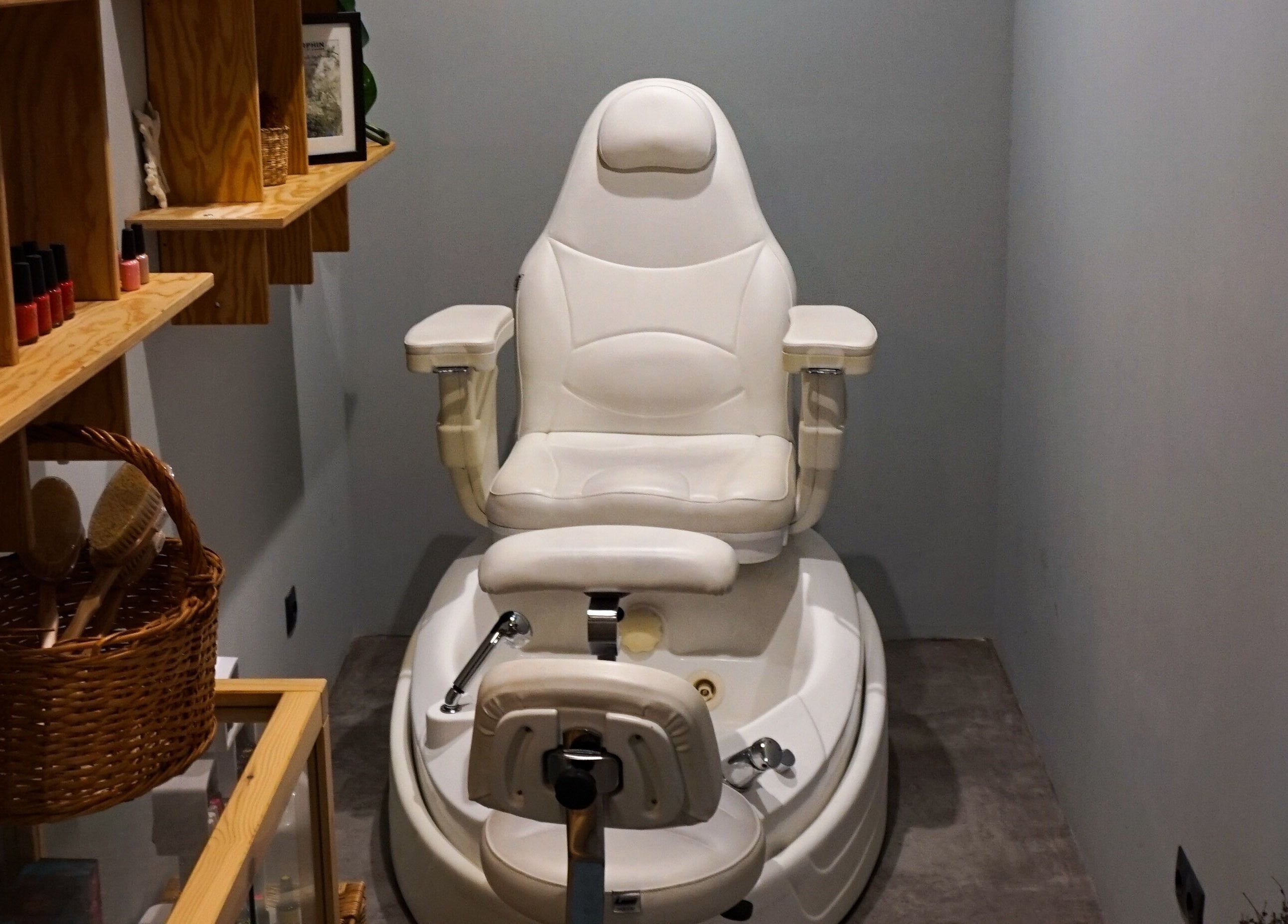 Elegant pedicure station at Koncept Beauty, Sofia, Sofia City Province, BG, offering premium nail care.