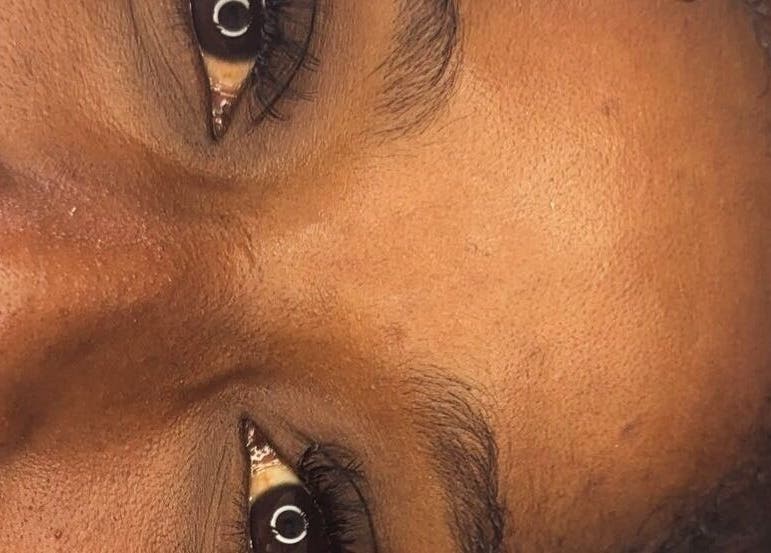 Extension de cils à Beauty Lyhana, Le Lamentin, Fort-de-France, MQ, mettant en valeur des yeux sublimés.