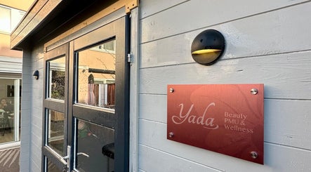 Yada Beauty sign on a wooden exterior in Zoetermeer, Zuid-holland, NL, welcoming guests.