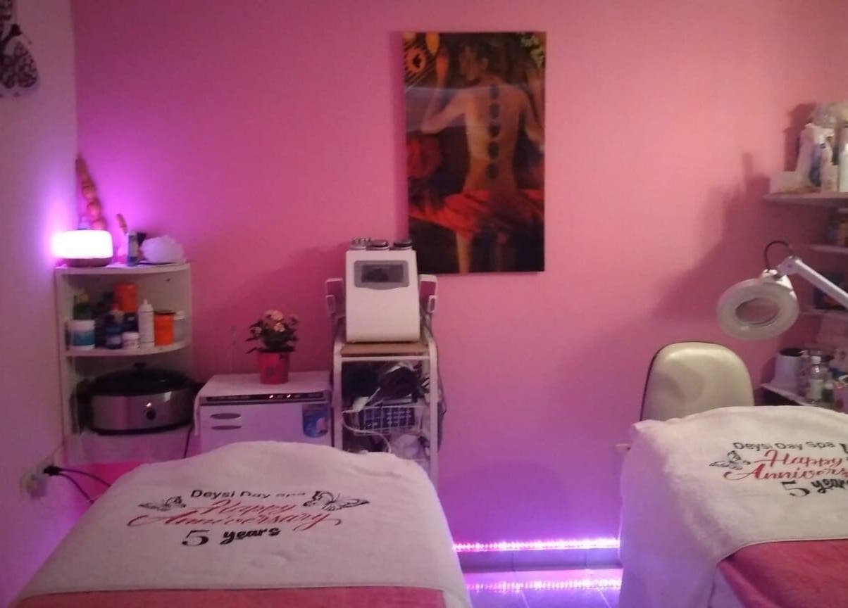 Gezellige behandelingsruimte bij Daysi Day Spa Beauty Salon in Kralendijk, Bonaire, BQ.