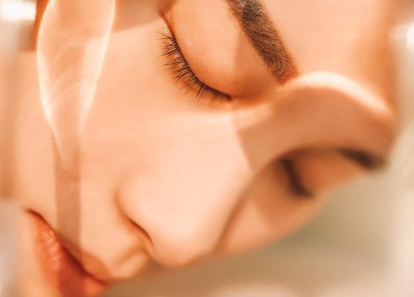 Ontspannen gezichtsmassage bij Daysi day spa beauty salon in Kralendijk, Bonaire, BQ.