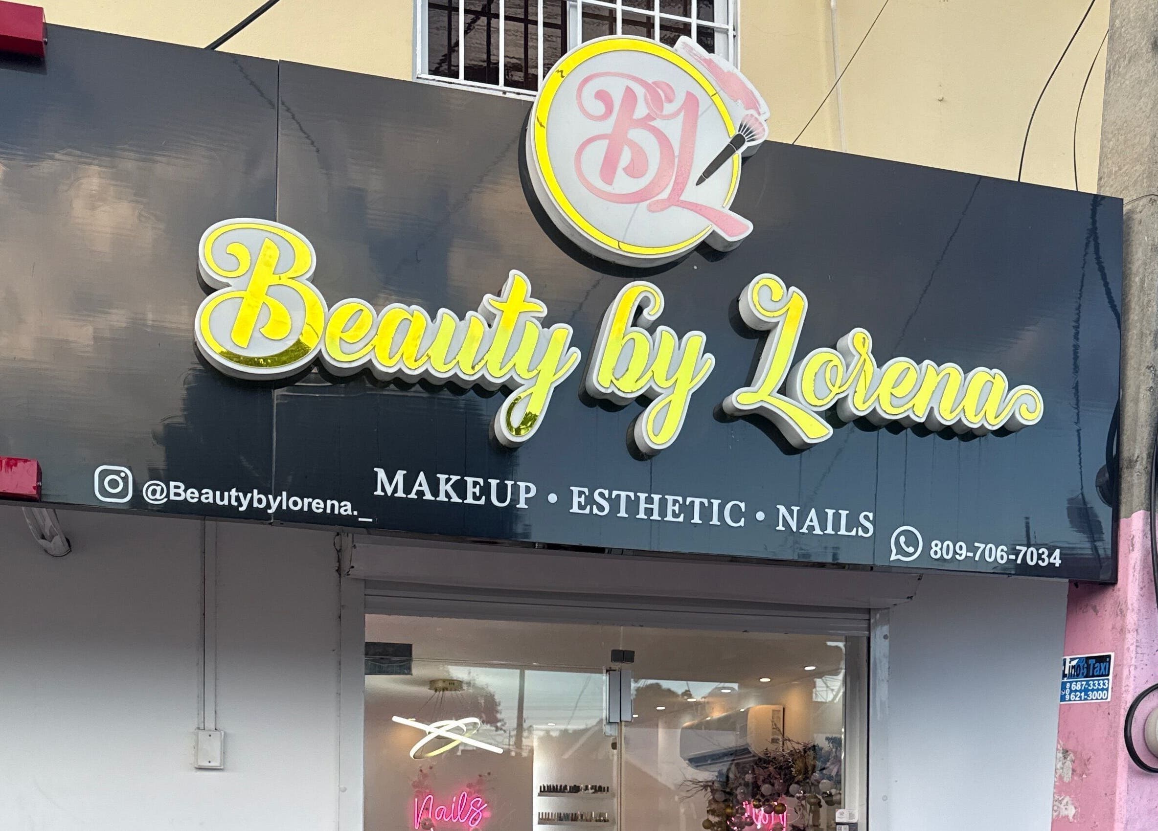 Front view of Beauty by Lorena salon offering makeup, esthetic, and nail services near Iris nails collection in Santo Domingo.