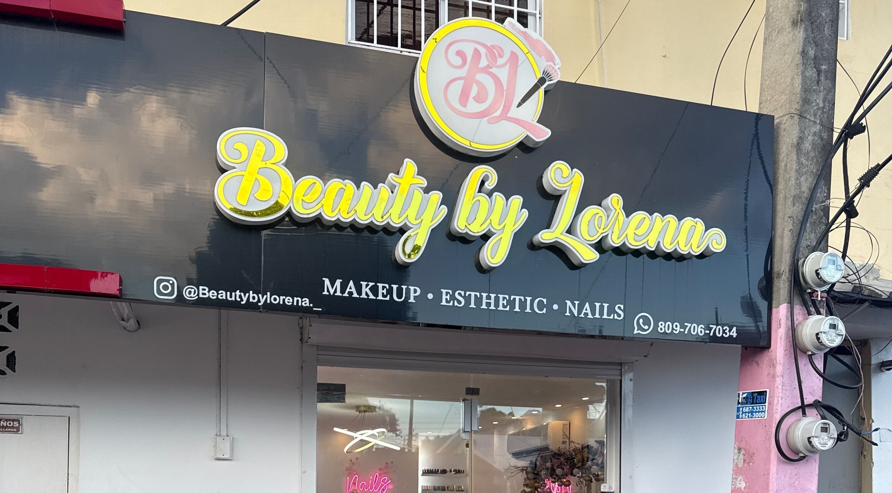 Front view of Beauty by Lorena salon offering makeup, esthetic, and nail services near Iris nails collection in Santo Domingo.