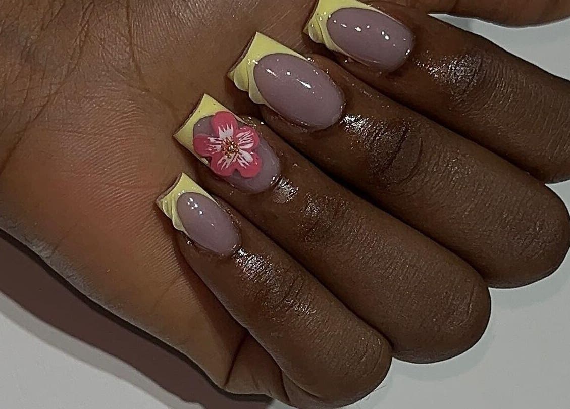 Elegant floral nail design at nailsbyyinkaa, Lagos, Lagos, NG, showcasing intricate artistry.