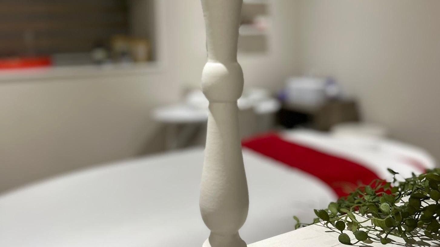 Elegant massage room at Luxury Bubble Salisbury, Salisbury, England, GB. Cozy ambiance with soft furnishings.