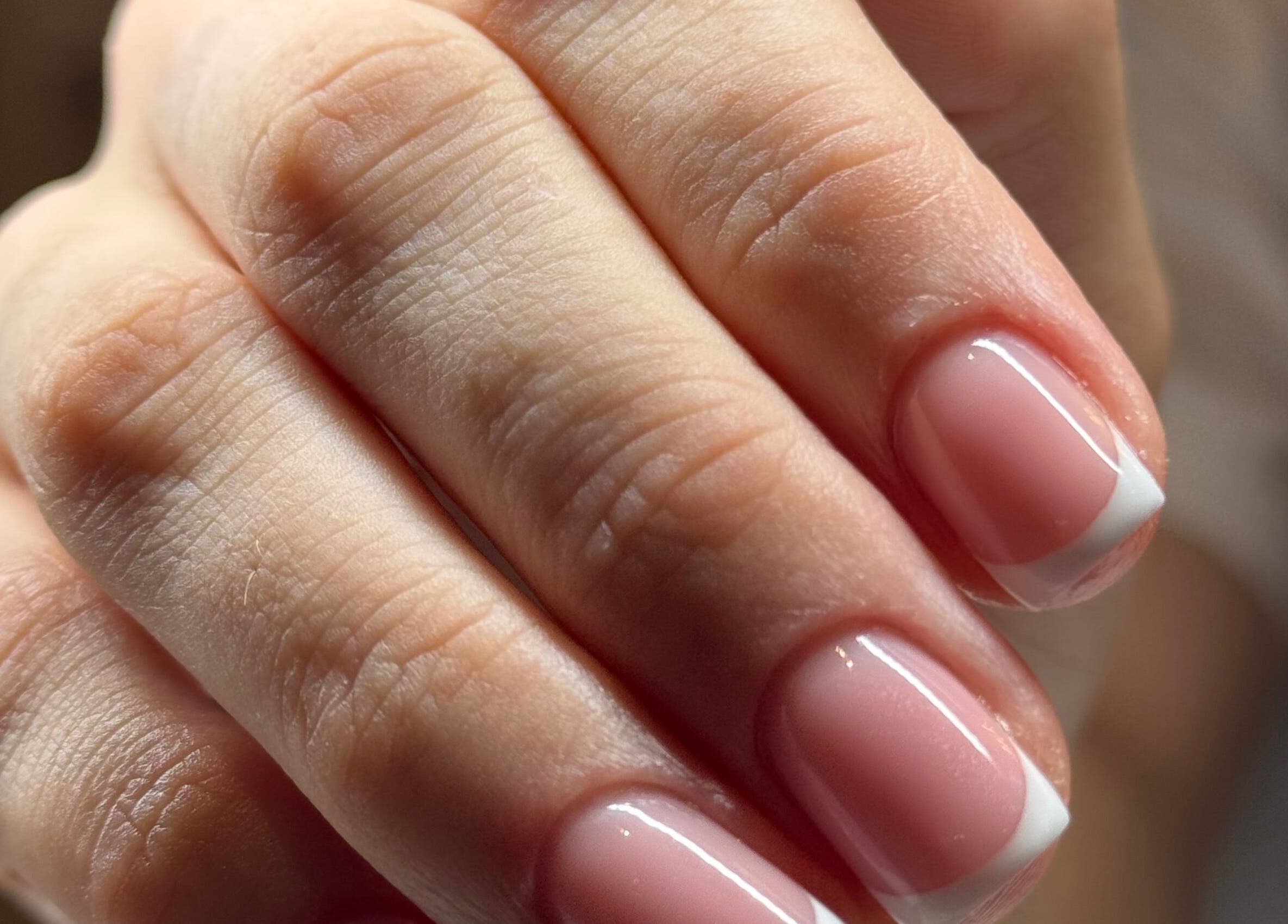 Вишуканий французький манікюр в Samoilenko Kateryna, Слайго, County Sligo, IE.