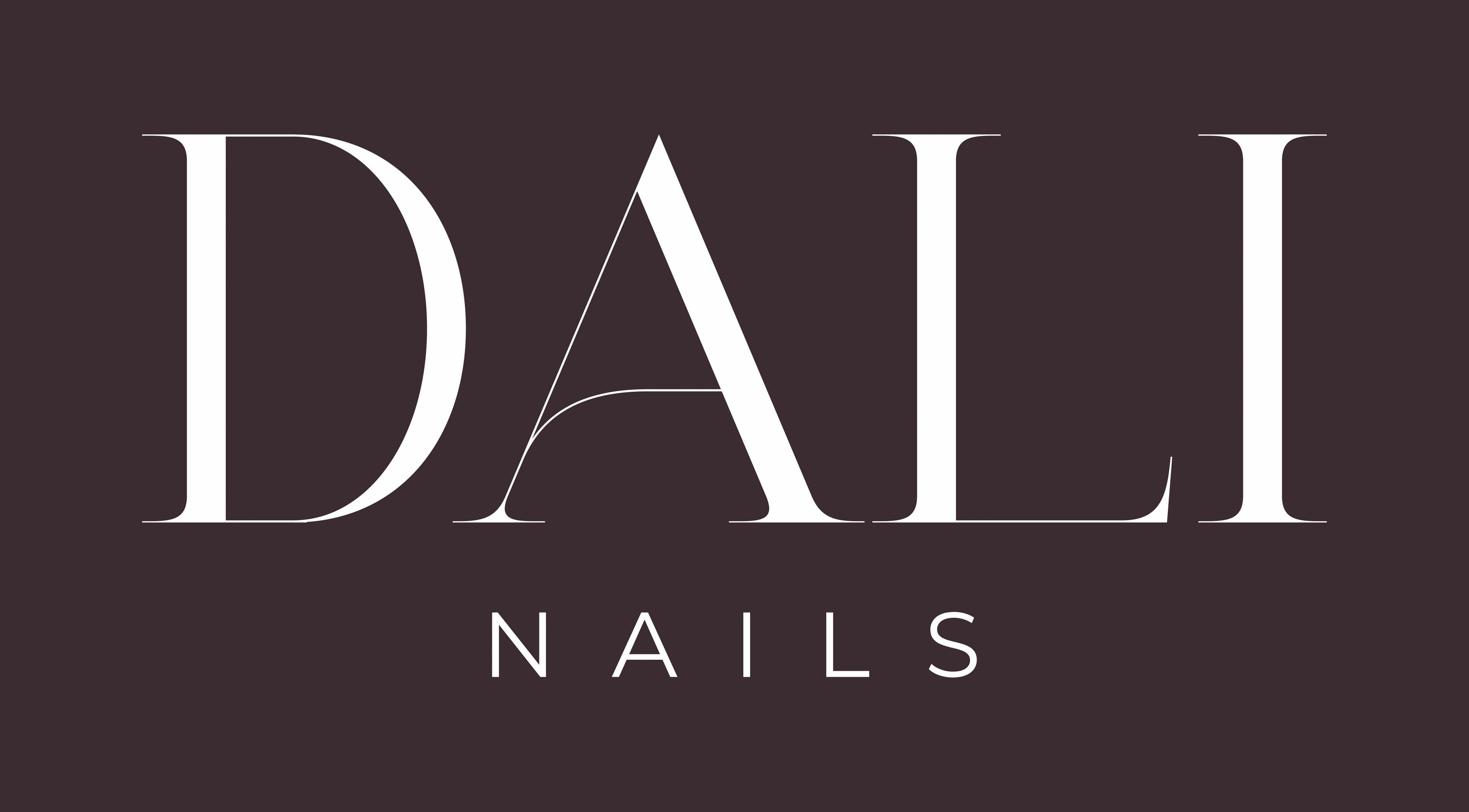 Logo élégant de Dalil Nail's à Marseille, Provence-alpes-côte D'azur, FR.