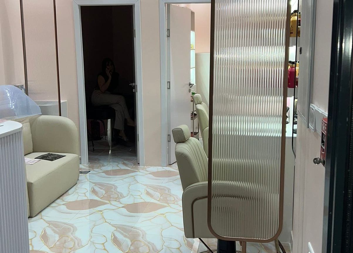 Elegant seating area at Crown of Serenity, Dubai, Dubai, AE, offering a tranquil atmosphere.