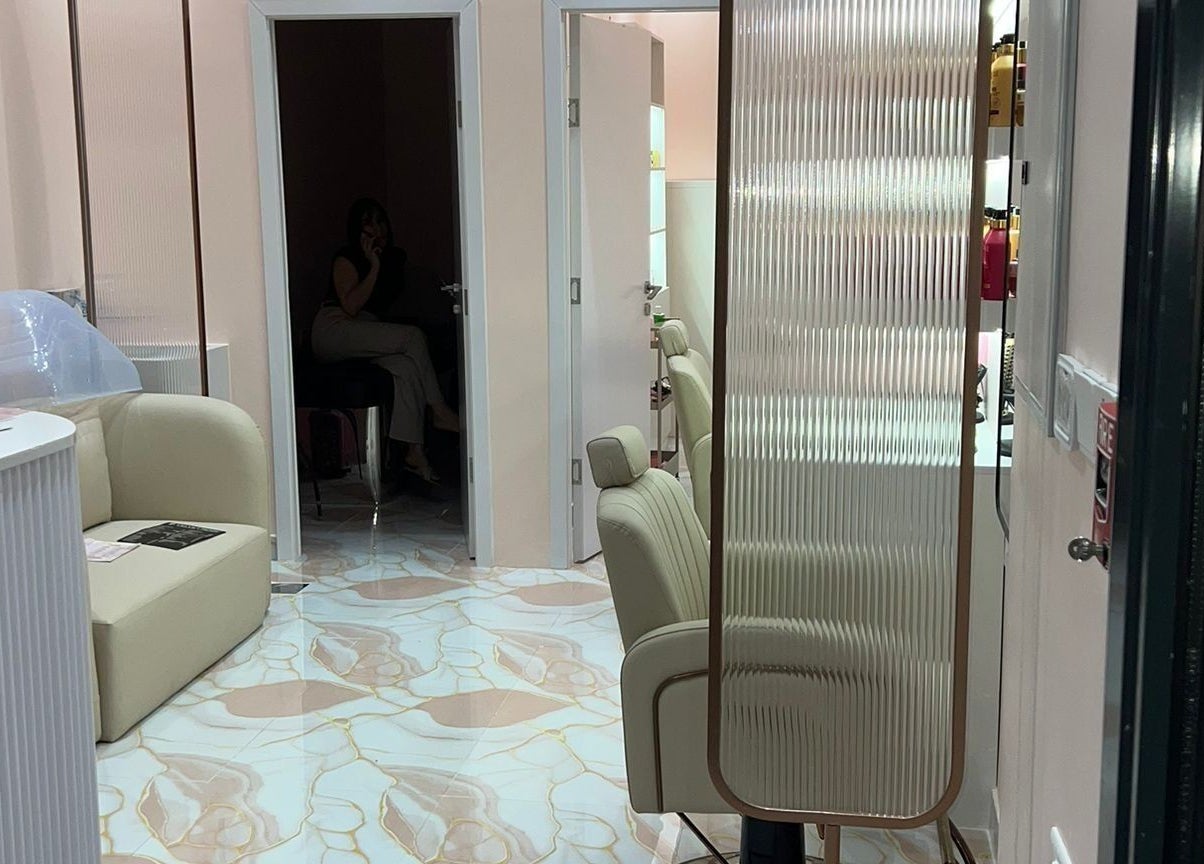 Elegant seating area at Crown of Serenity, Dubai, Dubai, AE, offering a tranquil atmosphere.