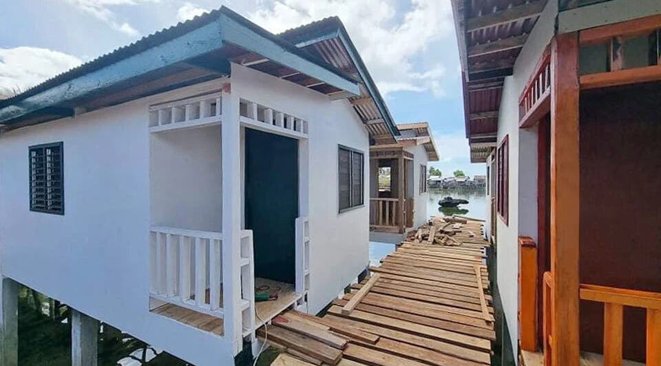 Floating cottages at Lash by Tiara in Taytay, Calabarzon, PH overlooking serene waterfront views.