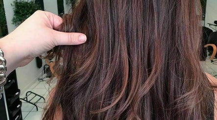 MKD HAIR. image 3
