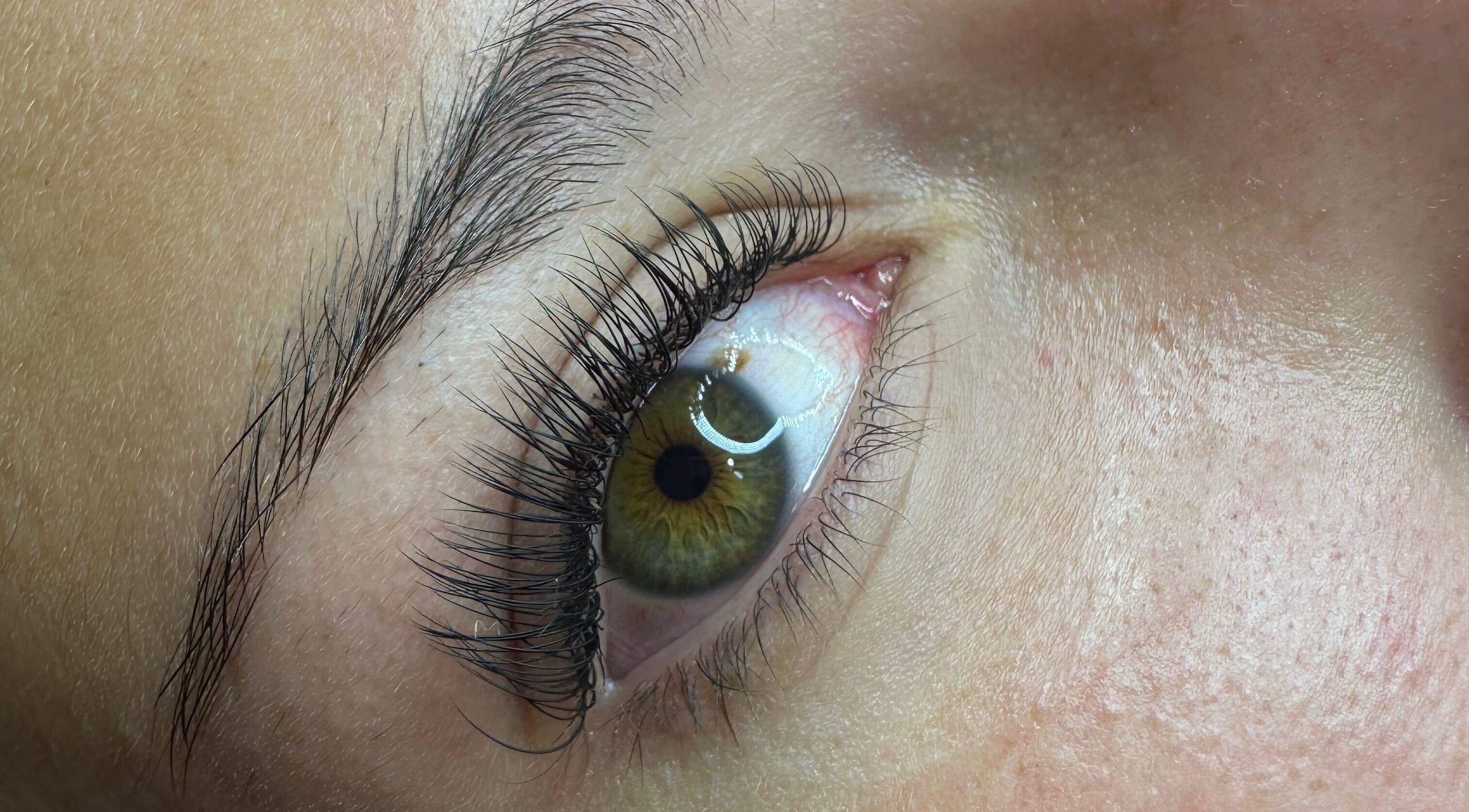 Closeup of beautifully enhanced lashes at Lashes Factory, Castelar, Provincia De Buenos Aires, AR.