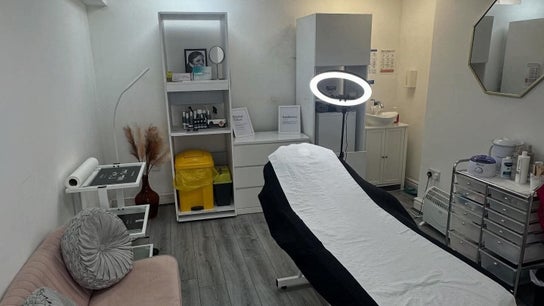 FlawlessFeaturesbyJade