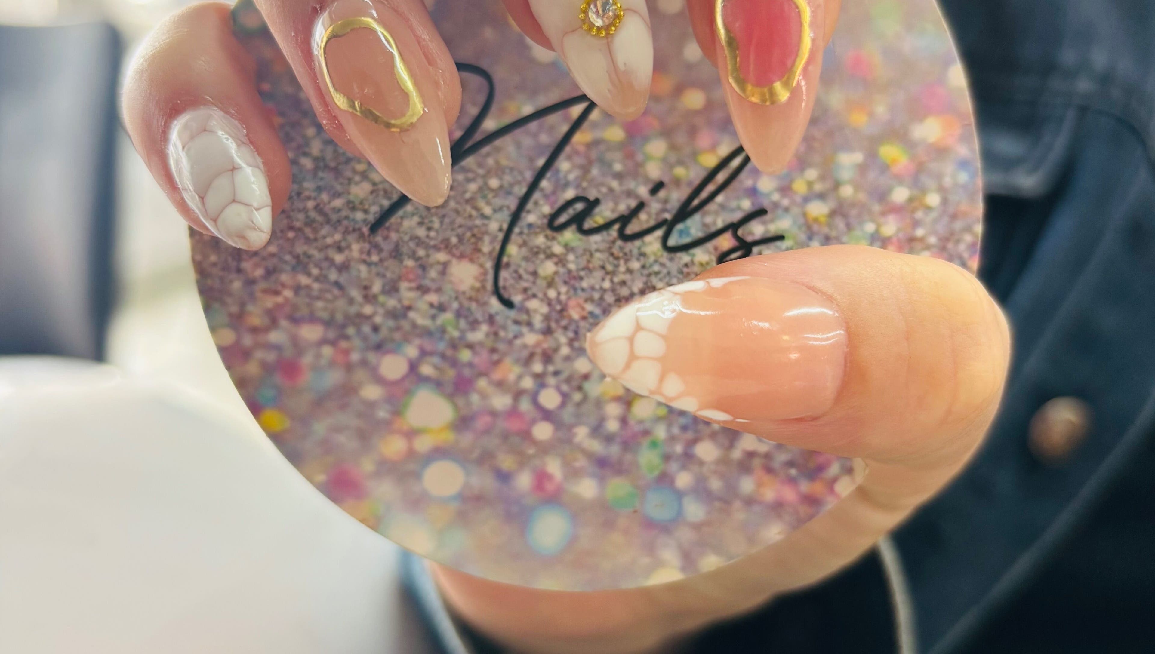 Elegant marble and gold nail art at Nails by Nelz, Alberton, Gauteng, ZA.