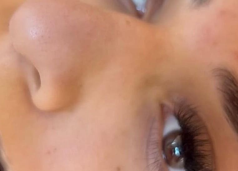 Гладък тен с изящни мигли в Make-up & Lashes by Krrassi, Wisbech, England, GB.